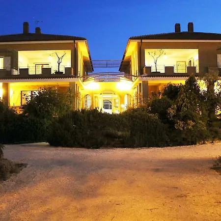 Relais In Contrada Gasthof Lucera